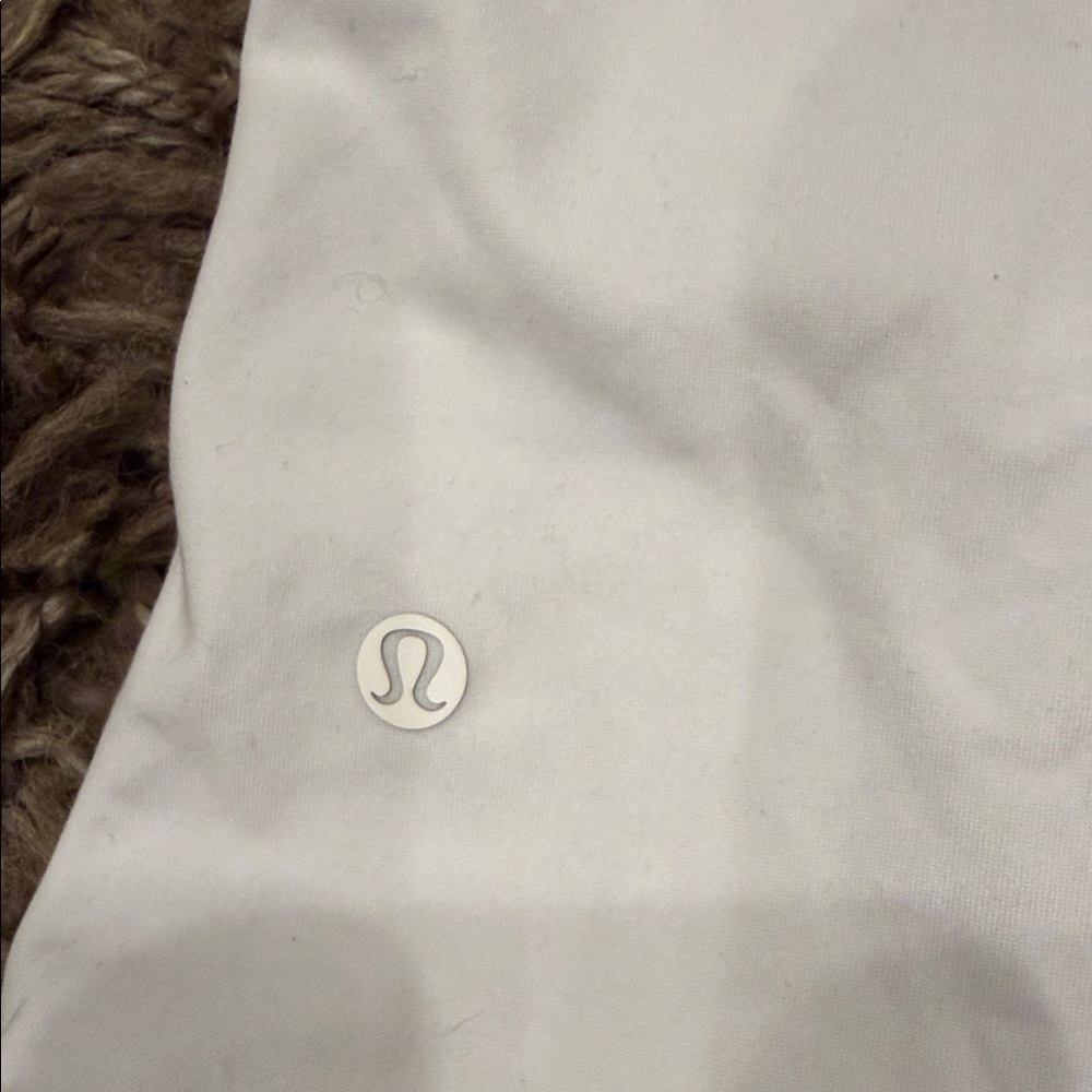 Lululemon Wundermost Ultra-Soft Nulu Square-Neck Sleeveless Bodysuit
Size S - Picture 4 of 10